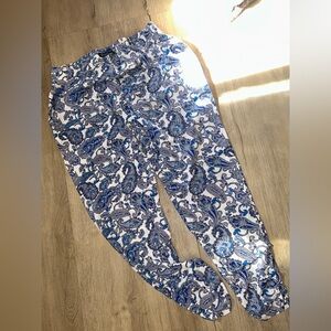 Elegant Blue and White Paisley Trousers